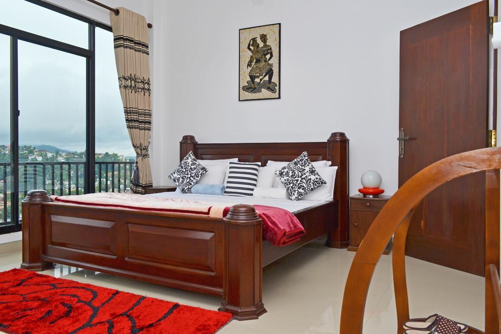 Angel Tower Bed & Breakfast Kandy Bagian luar foto