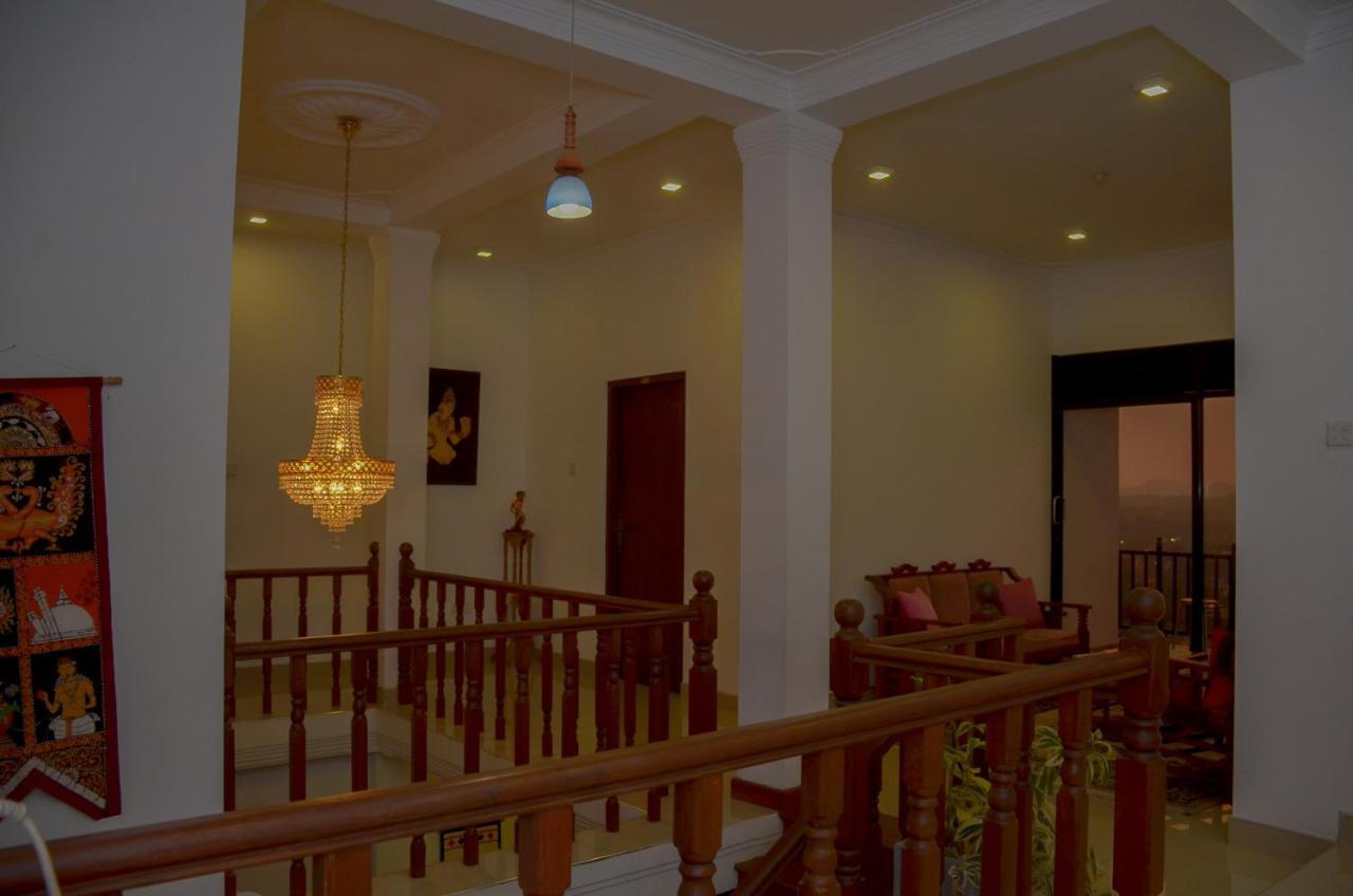 Angel Tower Bed & Breakfast Kandy Bagian luar foto