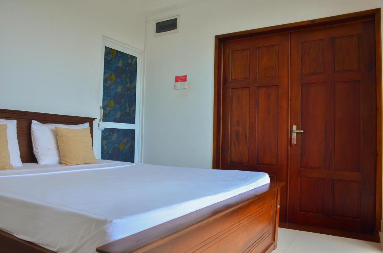 Angel Tower Bed & Breakfast Kandy Bagian luar foto
