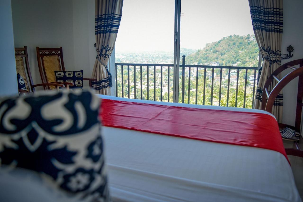 Angel Tower Bed & Breakfast Kandy Bagian luar foto